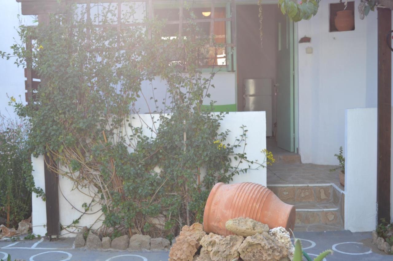 Skyros Panorama Studios Kültér fotó